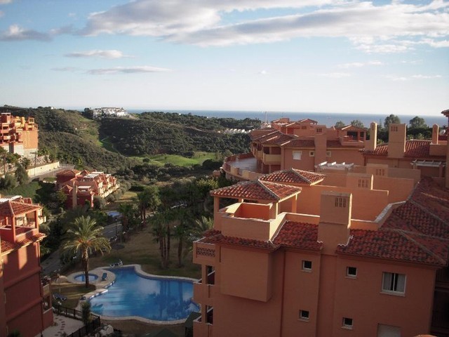 Very beautiful penthouse in a close urbanisation with a breathtaking sea and mountain views.