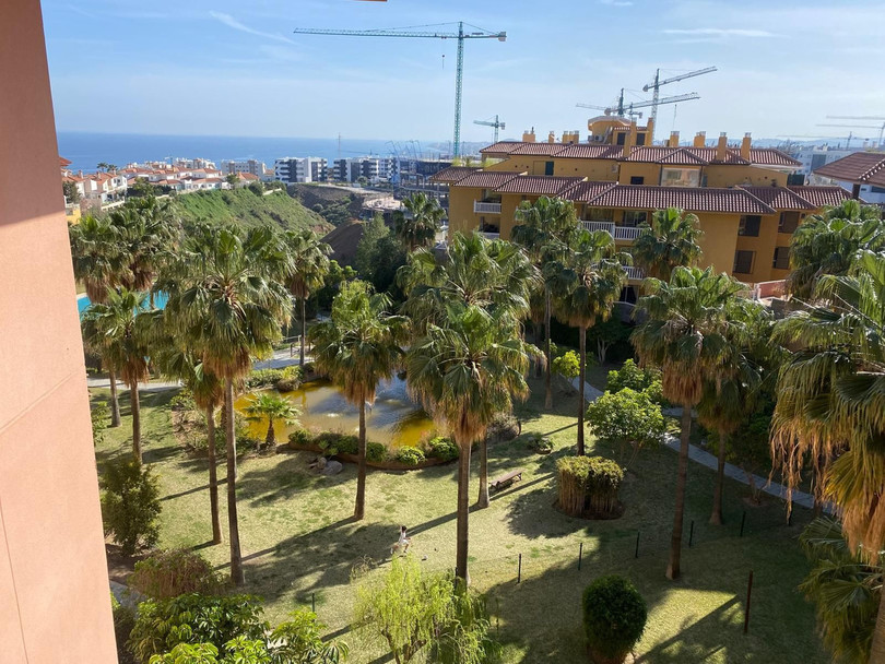 Fuengirola, Costa del Sol, Málaga, Spain - Apartment - Middle Floor