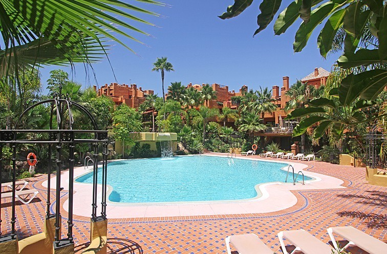 Luxury apartments in one of the most sought residential complexes in Marbella.