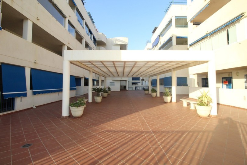 Apartment in Torrox Costa, located in an unbeatable location.