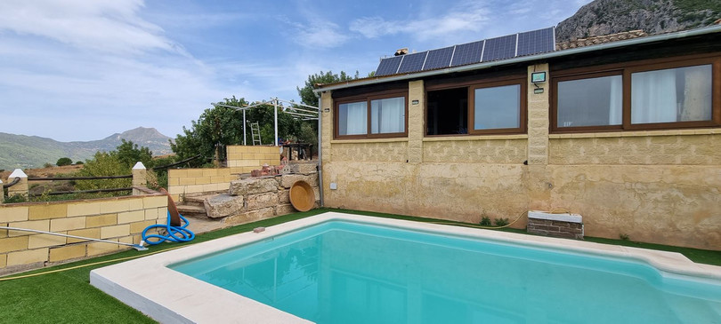 Great finca with three bedrooms, two bathrooms, lots of land and private pool.