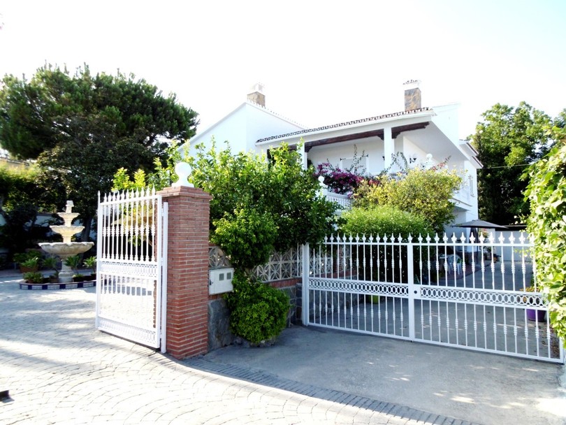 Coín, Costa del Sol, Málaga, Spain - Villa - Detached