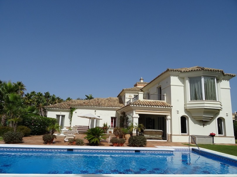 Sotogrande Alto, Costa del Sol, Cádiz, Spain - Villa - Detached