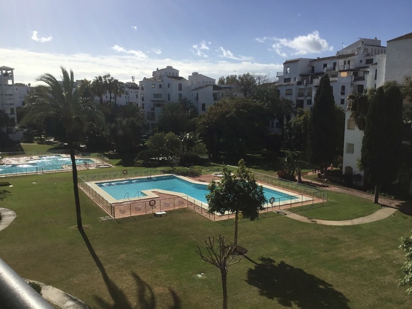 Las Terrazas de Banus is located in the heart of Puerto Banus and is within walking distance of the port, beaches, shops, restaurants and bars.