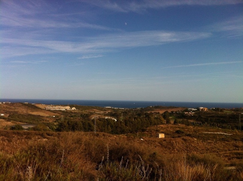LAND, between Estepona and Casares, STUNNING VIEWS both SEA and MOUNTAIN, just a few meters from the Mediterranean SEA, possibility of conversion t...