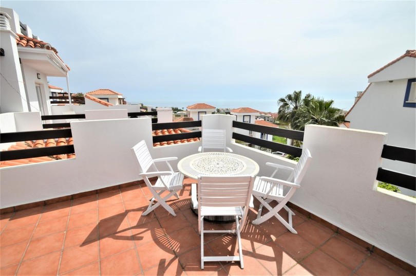 AMAZING SEAVIEW groundfloor apartment in ELEVATED POSITION equipped and built with high quality materials, located near Manilva, just 1 km.