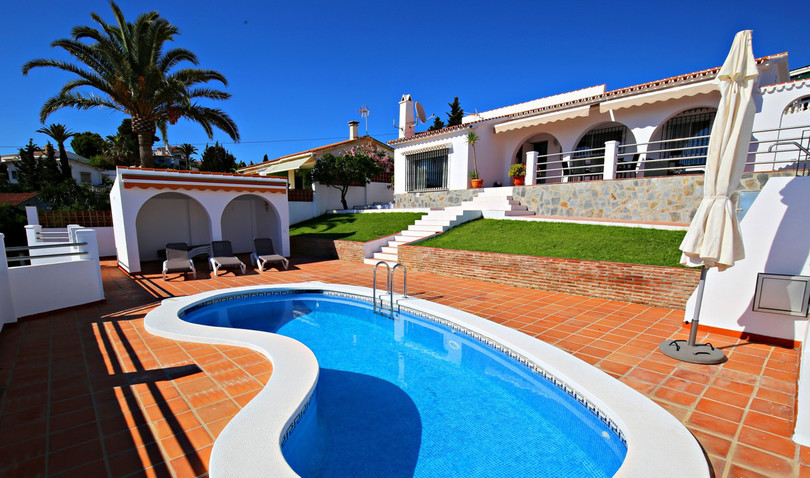 Caleta de Vélez, Costa del Sol East, Málaga, Spain - Villa - Detached