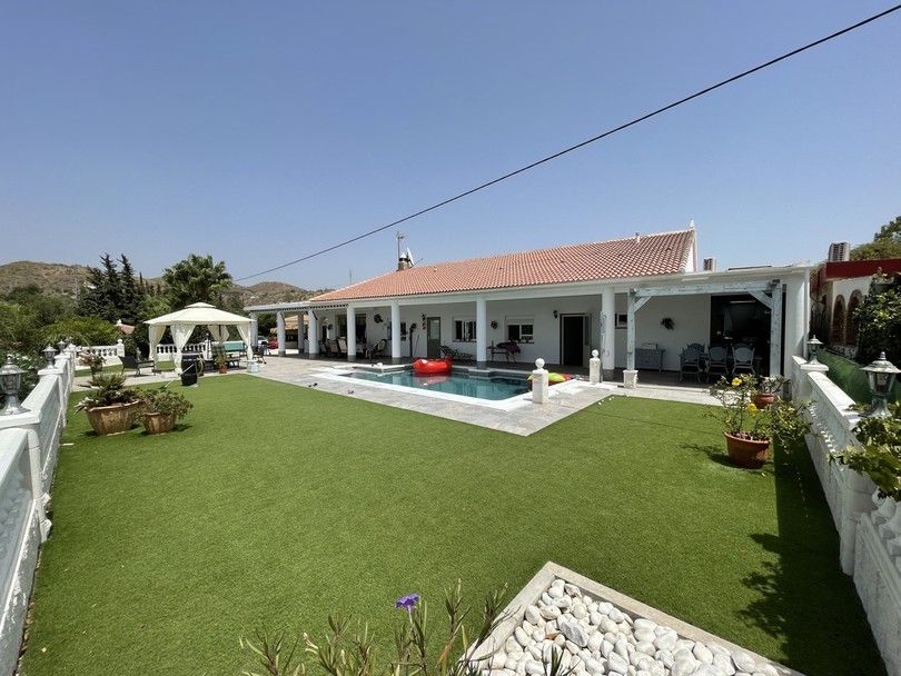 Really nice countryhouse in Estacion de Cartamar, area Malaga.