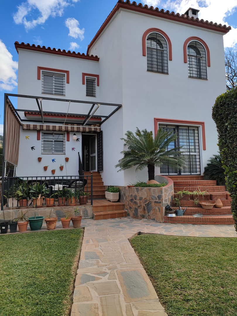 Alhaurín de la Torre, Costa del Sol, Málaga, Spain - Villa - Detached