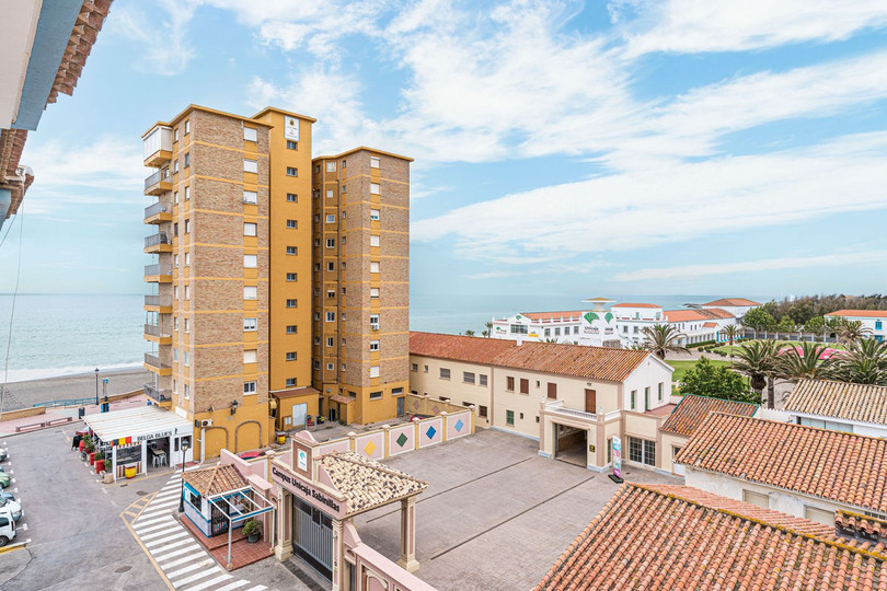 San Luis de Sabinillas, Costa del Sol, Málaga, Spain - Apartment - Middle Floor